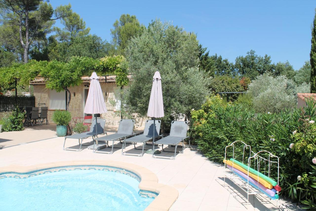 Villa Le bonheur au soleil Saint-Maximin Exterior foto